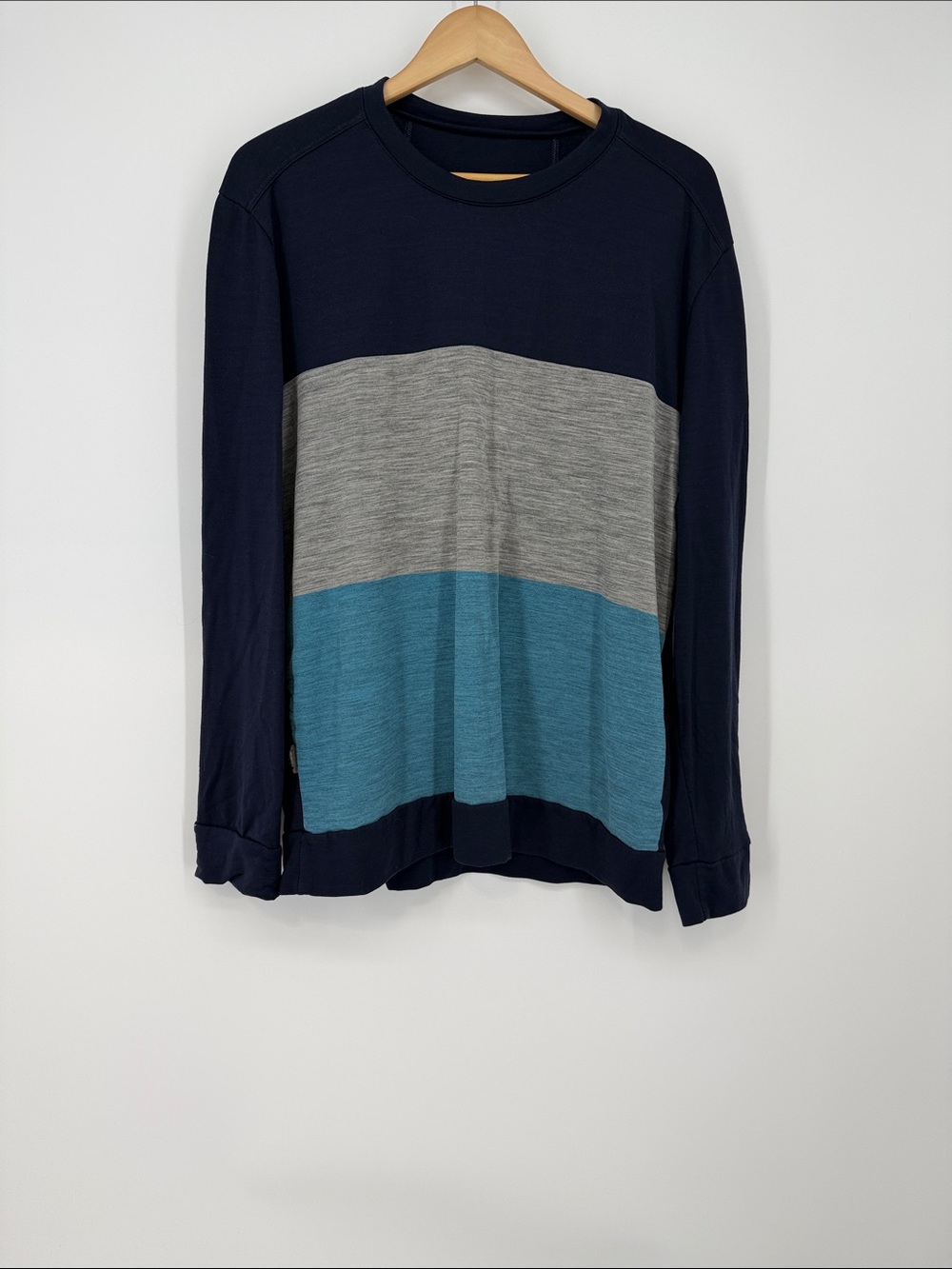 Icebreaker Teal & Navy Colourblock Crew Sweater